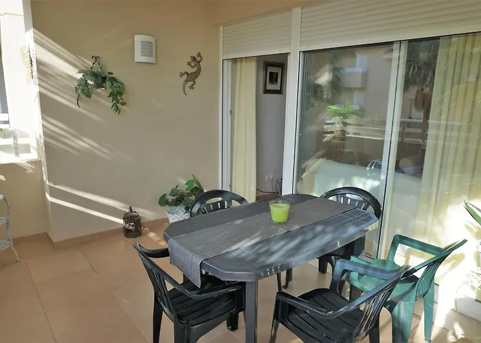 アパート Paradise *